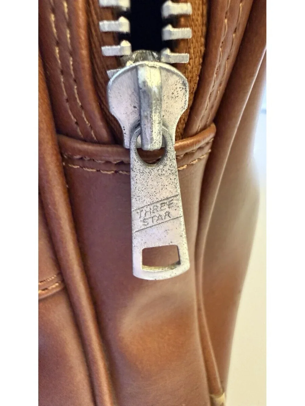 1970s Vintage Coast S-1 Tan Padded Camera Bag With Shoulder Strap